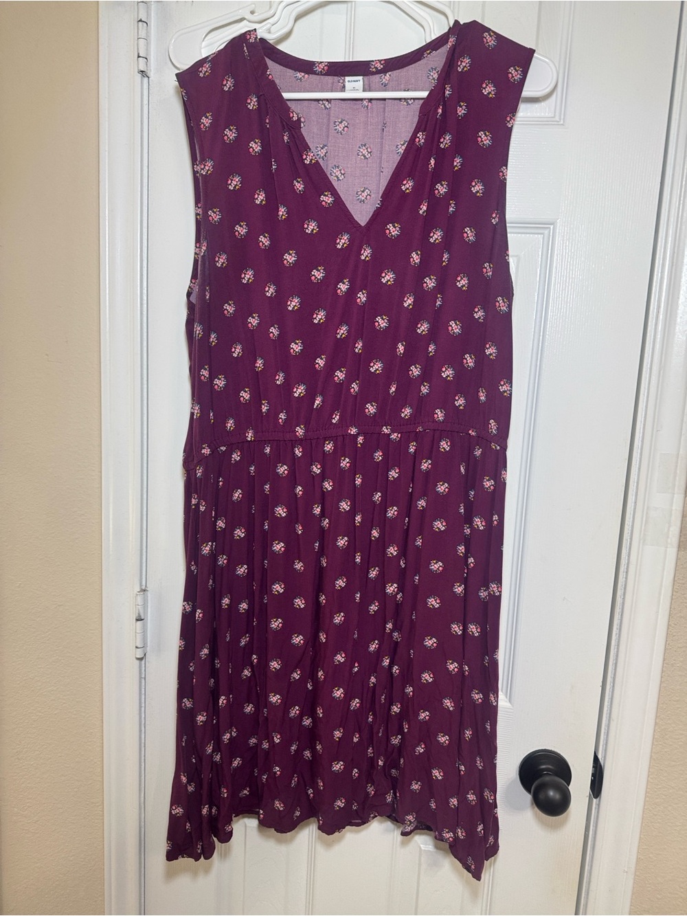Plum Sleeveless V-Neck Floral Dress